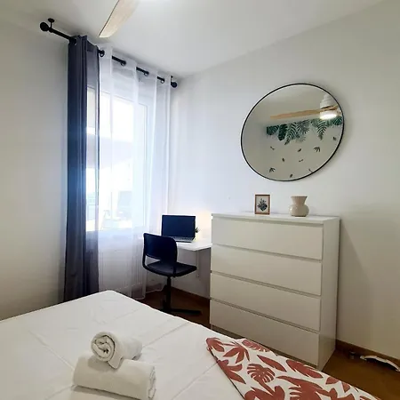 De 4 Avec Terrasse De 150 M2 Et Parking Privé Appartamento