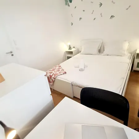 Appartamento De 4 Avec Terrasse De 150 M2 Et Parking Privé