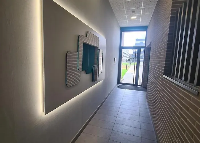 De 4 Avec Terrasse De 150 M2 Et Parking Prive Daire *