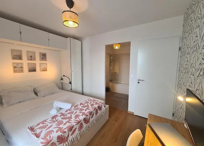 شقة De 4 Avec Terrasse De 150 M2 Et Parking Prive تولوز